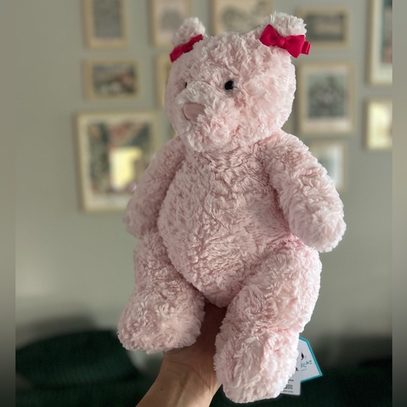 RARE Jellycat Large Leola Bear – AUTHENTIC, BNWT + Bows 🎀 - Picture 3 of 5